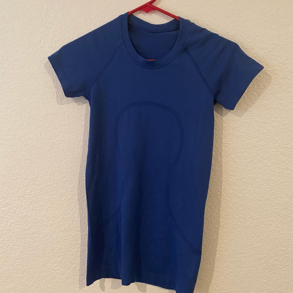 Lululemon Regatta Blue Swiftly Tech Short Sleeve